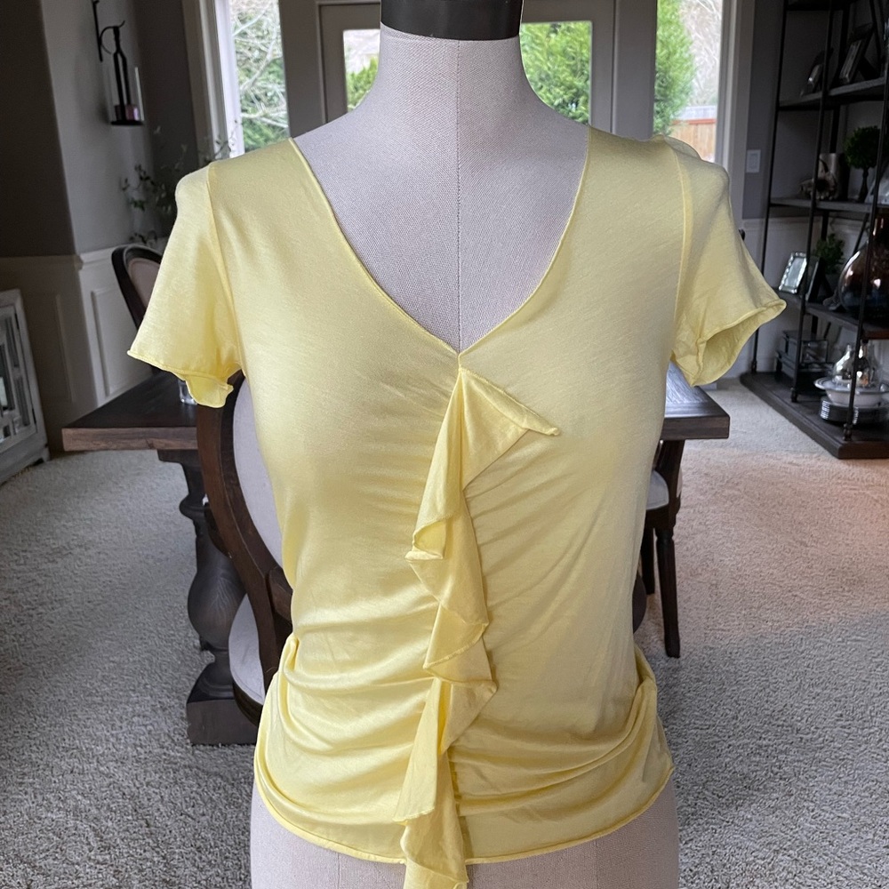 NWOT Banana Republic Yellow Ruffled Fitted Blouse